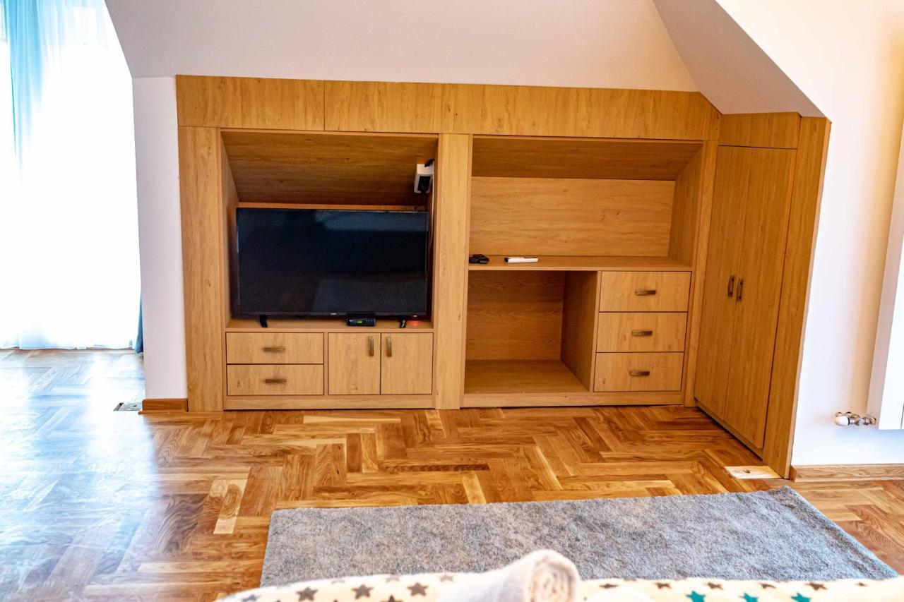 City Escape Luxury Villa Zuce Екстериор снимка
