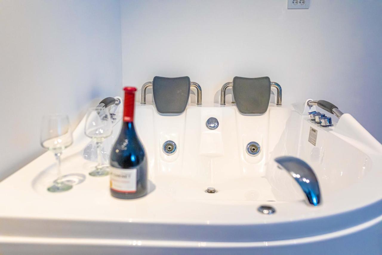 City Escape Luxury Villa Zuce Екстериор снимка