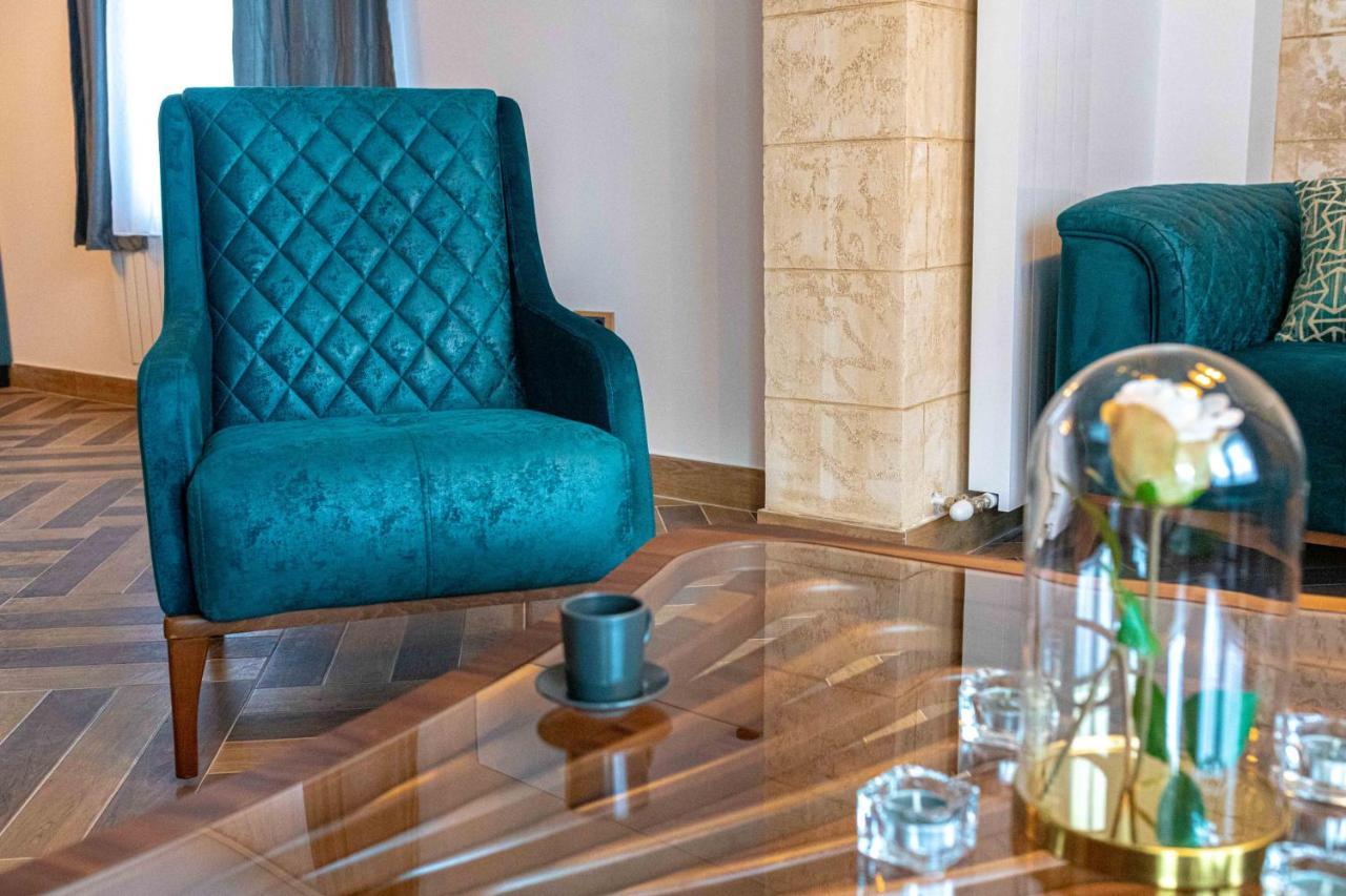 City Escape Luxury Villa Zuce Екстериор снимка