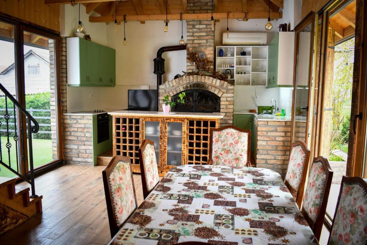 City Escape Luxury Villa Zuce Екстериор снимка