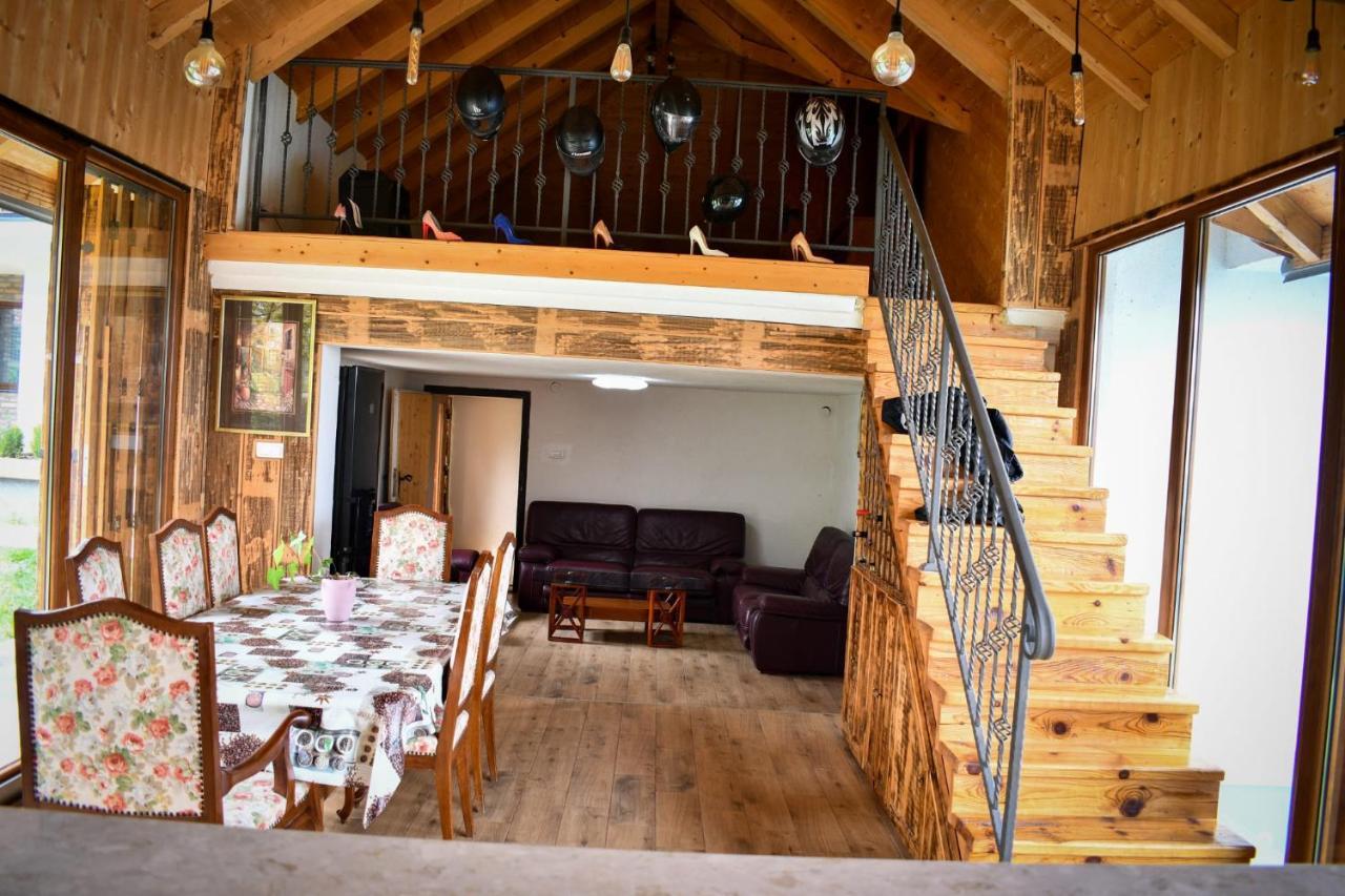 City Escape Luxury Villa Zuce Екстериор снимка