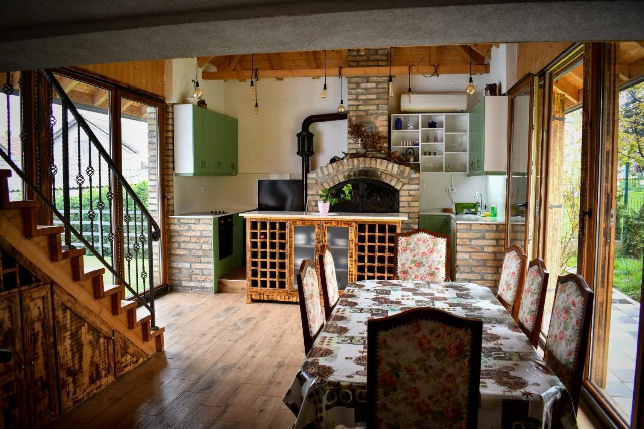 City Escape Luxury Villa Zuce Екстериор снимка
