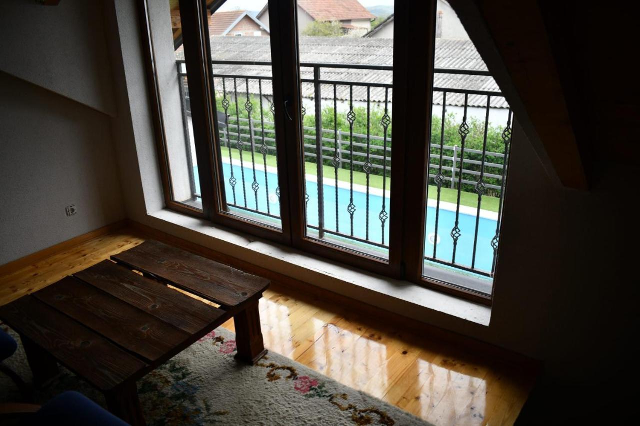 City Escape Luxury Villa Zuce Екстериор снимка